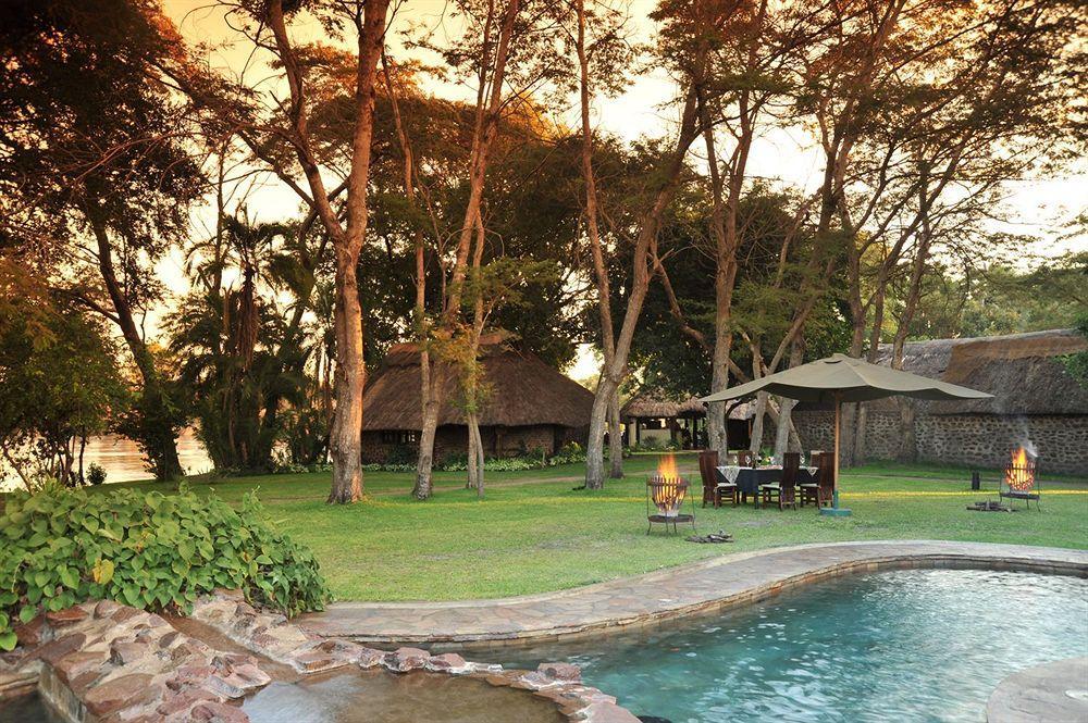 Three Cities Thorntree River Lodge Livingstone Ngoại thất bức ảnh