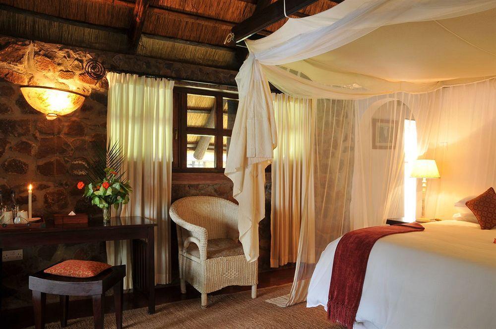 Three Cities Thorntree River Lodge Livingstone Ngoại thất bức ảnh